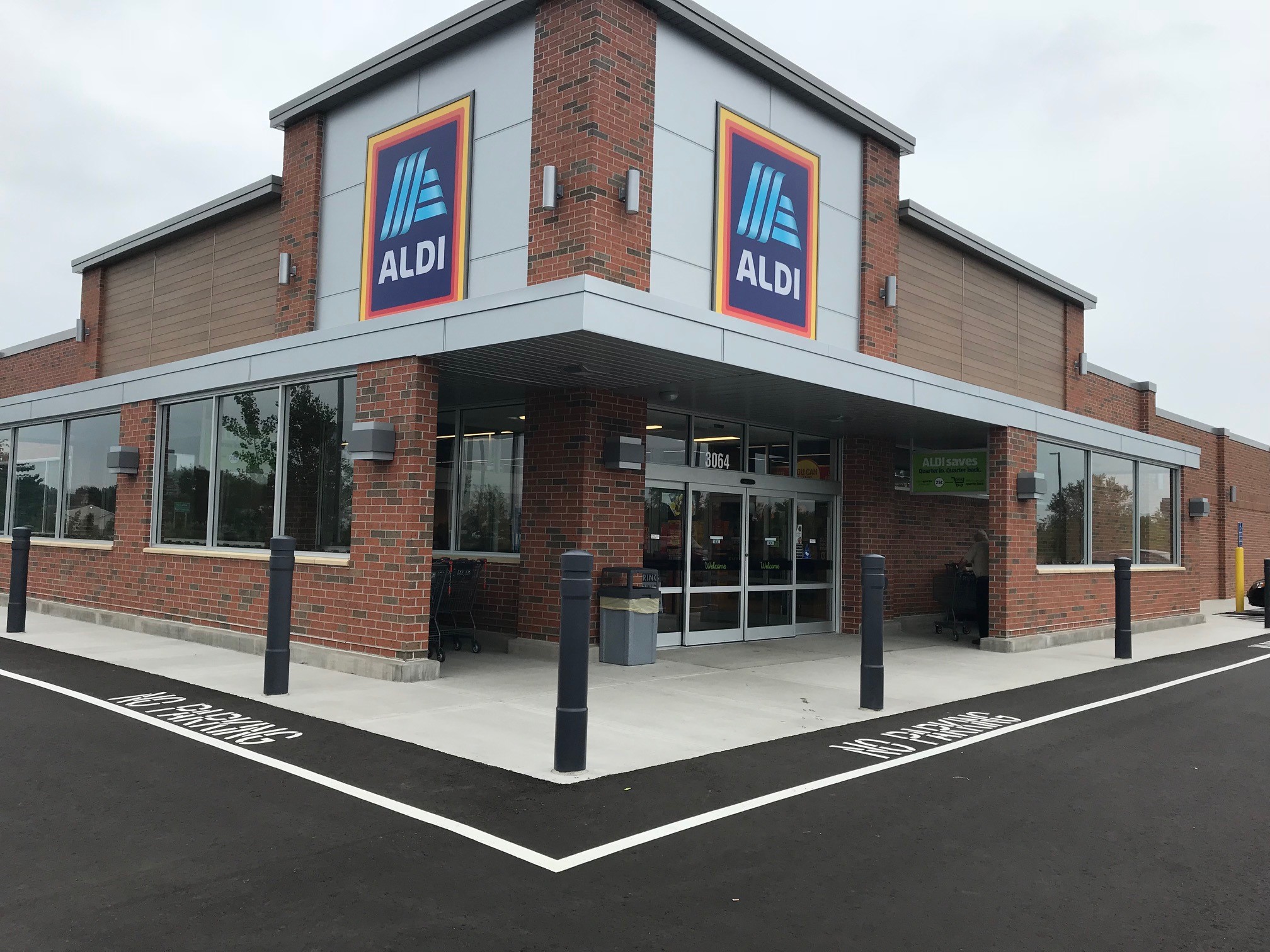 Village Shops of Lake Hallie SDC Retail Properties Lake Hallie, WI